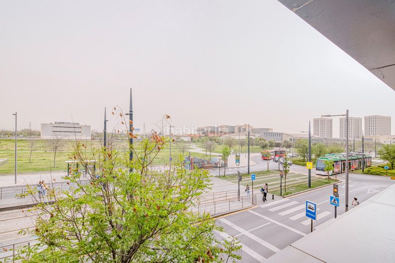 Foto b7c9fd2c-5c5f-4e51-9794-f6df8abe05fb. Pis amb aparcament piscina a Campus de la Salud Granada