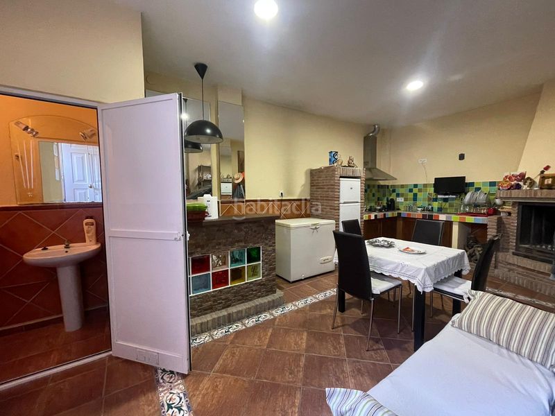 Foto cb47cacd-2551-40f4-a314-1090190a02de. Casa adossada amb calefacció aparcament a Motril ciudad Motril