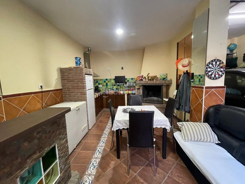 Foto feb88420-804f-4f05-b0d1-aae5e6cb3871. Casa adossada amb calefacció aparcament a Motril ciudad Motril