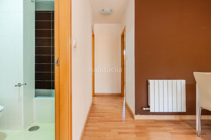 Foto 9f9e1ff9-8f3c-4ca6-b22e-bb05f76c5034. Pis a calle leon felipe a La Zubia Ciudad Zubia (La)