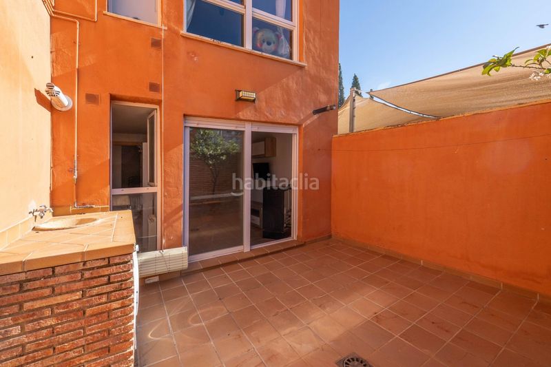 Foto a033489e-7910-466c-a4c6-b92e6297b884. Pis a calle leon felipe a La Zubia Ciudad Zubia (La)