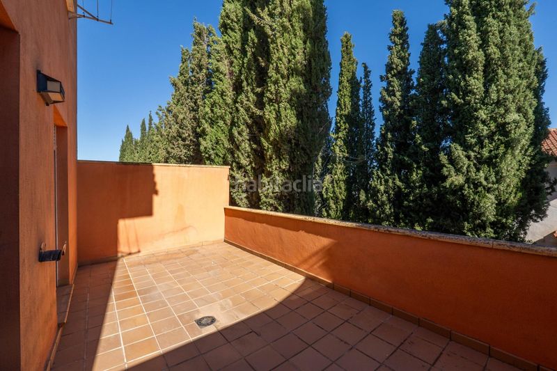 Foto ecd143c1-7e76-4598-a1fa-4ce3a0f78936. Pis a calle leon felipe a La Zubia Ciudad Zubia (La)