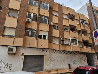 Piso en Casco Antiguo. Oportunidad piso en cartagena con garaje