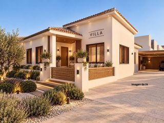 Terreno residencial en Los Dolores. Chalet con parcela de 700m2 en la rosaleda