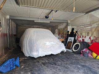 Parking coche en Los Dolores. Se vende cochera y almacén en los dolores cerca de la plaza del