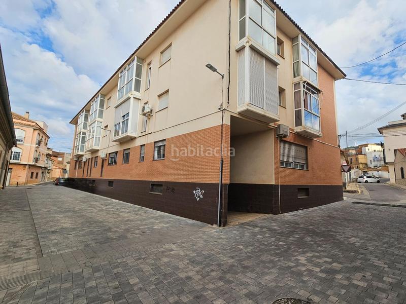 Foto f5381c72-ec9f-4d63-b3e3-c49698a6545d. Parking coche en La Unión Unión (La)