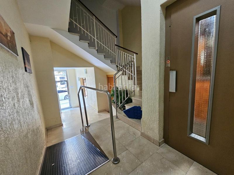 Foto e5921cf9-1a9f-4785-bbf8-525e1afcec8b. Rent flat in Ensanche Cartagena