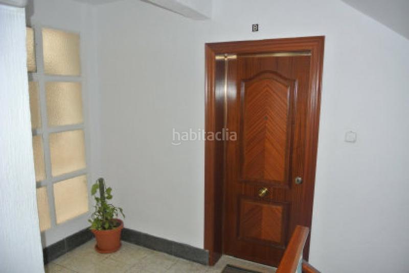 Foto ec64bcee-d45e-4ed2-be52-aea9708aeade. Rent flat in Ensanche Cartagena