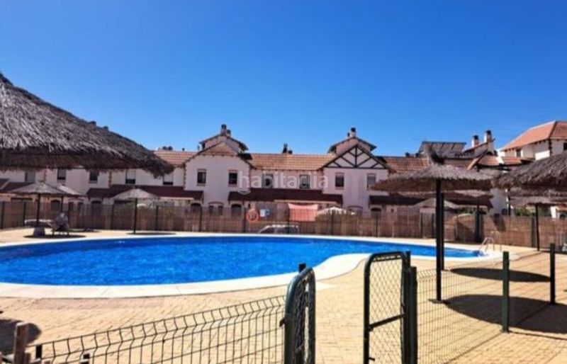 Foto d1f62109-cf62-4cf0-a840-03d30ec4f8c3. Chalet en Arco Norte - Avda España Dos Hermanas