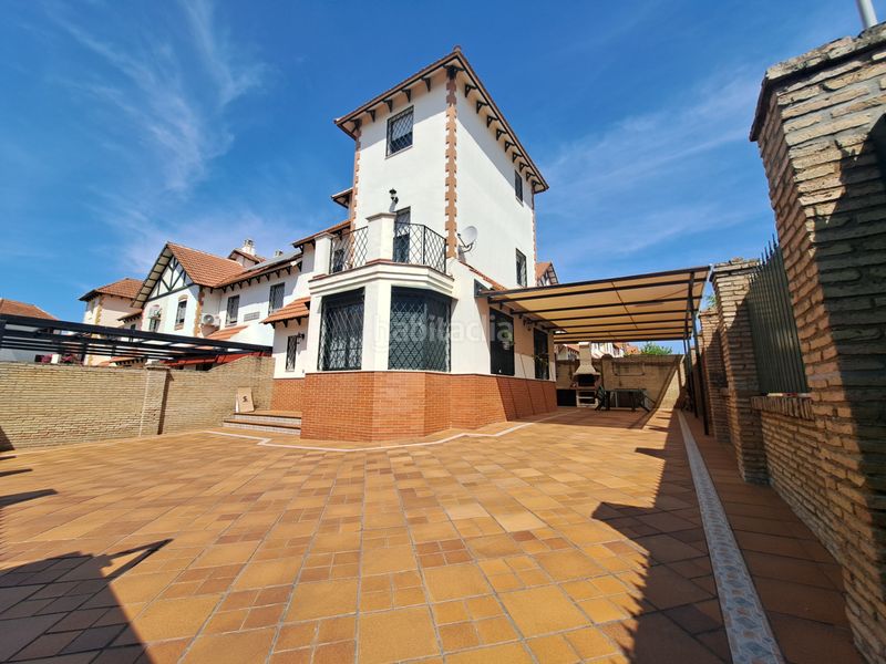 Foto d7b1a222-741a-4ed8-9d42-e1a147ebaddb. Chalet en Arco Norte - Avda España Dos Hermanas