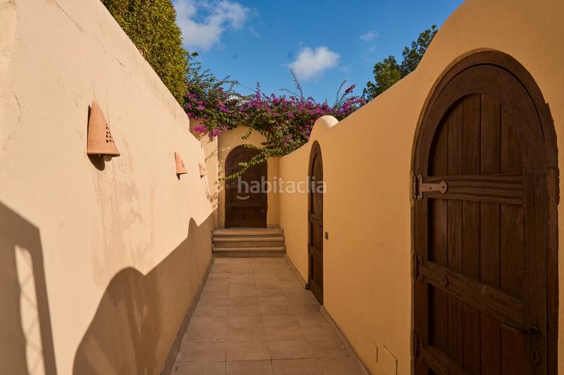 Foto d39fe8a4-8f38-406f-84ca-57c7d31632ad. Pis amb aparcament a Puig des Molins Ibiza