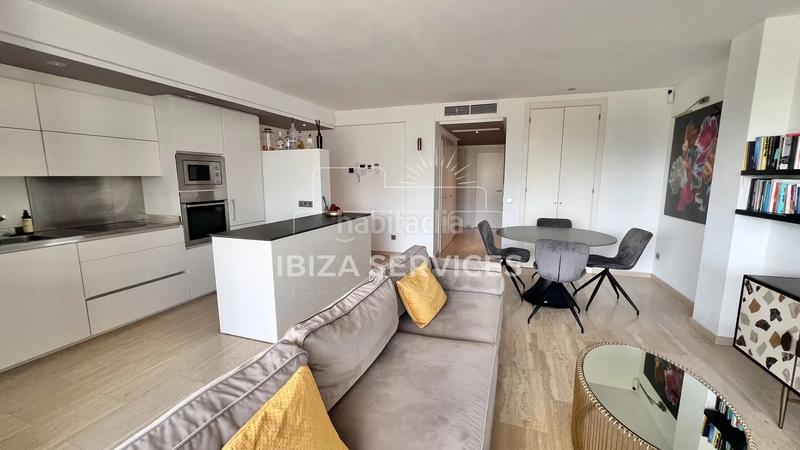 Foto b4fd346d-28fb-4040-a92b-152744360dad. Location appartement avec parking piscine dans Marina Botafoc-Talamanca Ibiza