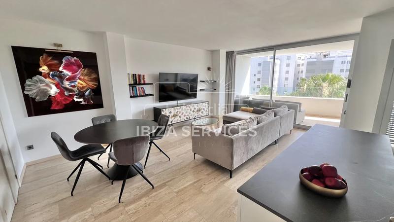 Foto 7e8b517e-3097-4102-8477-19099d04ae95. Miete etagenwohnung mit parking pool in Marina Botafoc-Talamanca Ibiza