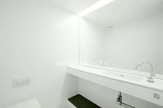 Lloguer Pis a Marina Botafoc-Talamanca. Beautiful seasonal rental 2 bedrooms appartement in las boas
