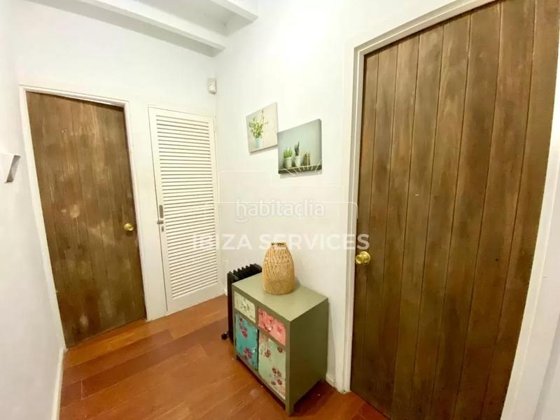 Foto e6b2e2c4-add8-43a0-ba3f-fe7805a6f234. Flat in Dalt Vila-La Marina Ibiza