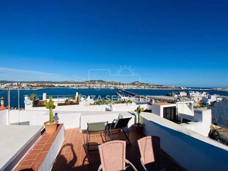 Foto f516d19c-6f97-45fe-b141-1fdaf956c5c2. Flat in Dalt Vila-La Marina Ibiza