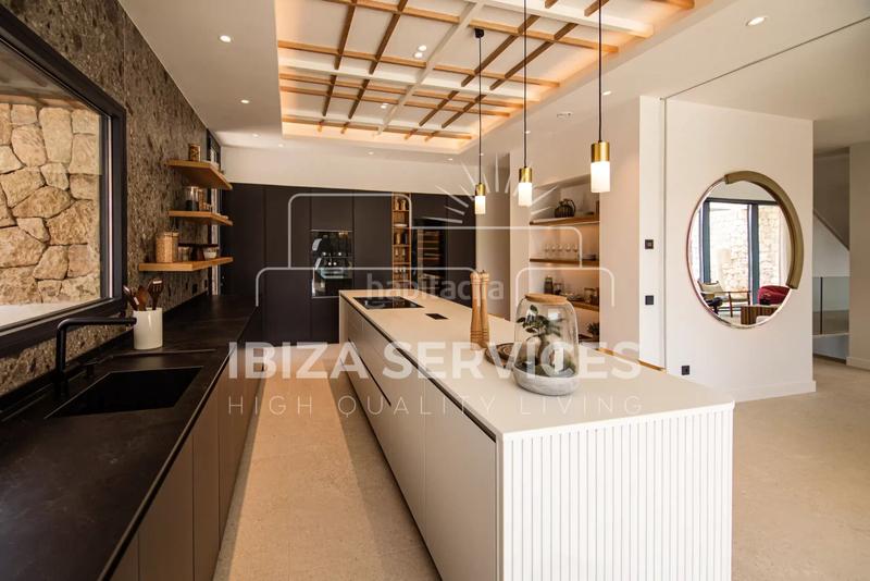 Foto 2fb9d325-33f6-46cf-972a-c847eae0ae72. Chalet con parcheggio piscina in Roca Llisa Santa Eulària