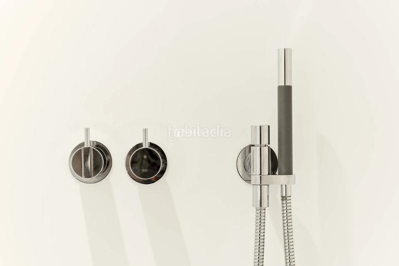 Foto b1dee5fa-2265-43cc-818f-9e83c1f002fe. Location appartement avec piscine dans Marina Botafoc-Talamanca Ibiza