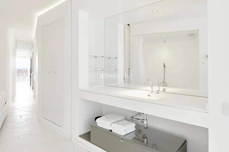 Foto 4f4c7a51-5cf3-4398-bb48-85dcf377af7d. Location appartement avec piscine dans Marina Botafoc-Talamanca Ibiza