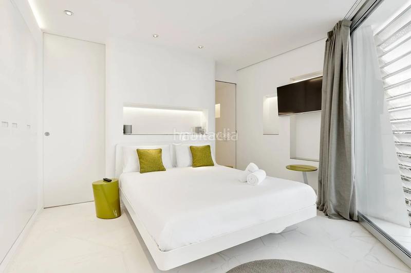 Foto 1c421f61-d9cf-45a5-ab93-dc036117ef33. Location appartement avec piscine dans Marina Botafoc-Talamanca Ibiza