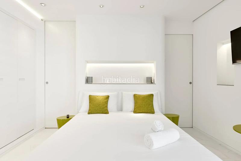 Foto 8925ba81-c12e-4e01-8c6e-64c9eef603a8. Location appartement avec piscine dans Marina Botafoc-Talamanca Ibiza