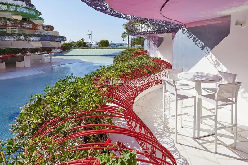 Foto 8b1a140c-d589-4c55-b88a-cd52cd257a49. Location appartement avec piscine dans Marina Botafoc-Talamanca Ibiza