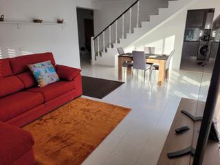 Appartement à Jesús. Amplio apartamento de cuatro habitaciones en el corazón de jesús