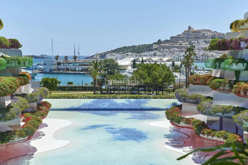 Foto b7b2d2d2-d653-4cf6-9531-9b013d87c7f3. Location appartement avec piscine dans Marina Botafoc-Talamanca Ibiza