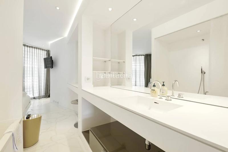 Foto d0480905-65ab-4d19-b60c-9a6480854e11. Location appartement avec piscine dans Marina Botafoc-Talamanca Ibiza