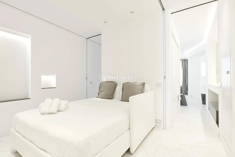 Foto b5e34a07-ae45-47b8-971d-bfd857f6fe42. Rent flat in Marina Botafoc-Talamanca Ibiza