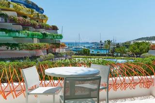 Rent Flat in Marina Botafoc-Talamanca. Alquiler anual appartemento una habitcion en las boas, marina bo