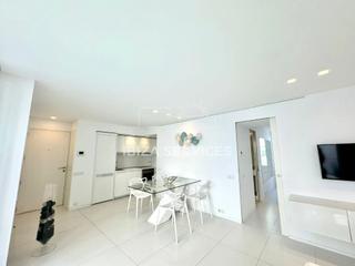 Etagenwohnung in Marina Botafoc-Talamanca. Oportunidad apartamento de 2 dormitorios en venta en patio blanc