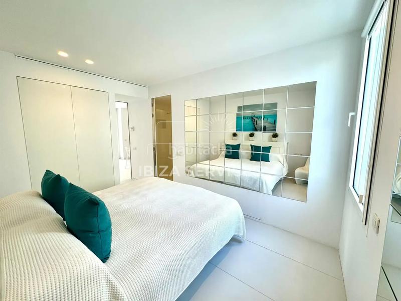 Foto 7ae3fd44-c5bb-45c6-aab7-3da5544d4b2a. Etagenwohnung mit pool in Marina Botafoc-Talamanca Ibiza