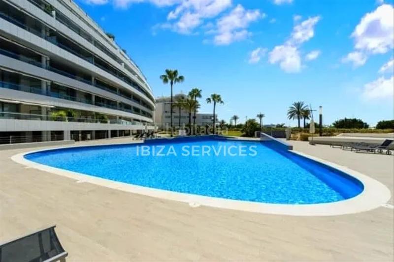 Foto 16e1d979-e86a-4ccc-ab9a-7a01ef5a89f7. Affitto appartamento con piscina in Marina Botafoc-Talamanca Ibiza