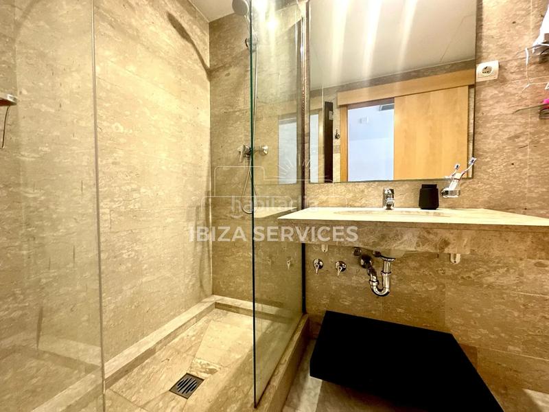 Foto b1182794-15e9-480e-a90e-d4edf6ced838. Location appartement avec piscine dans Marina Botafoc-Talamanca Ibiza