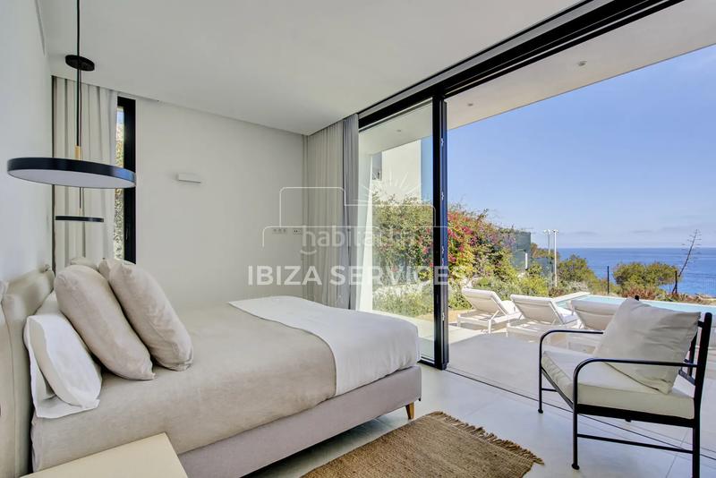 Foto 02d9e1ec-9aa0-4088-bf6a-d6edb5259266. Affitto chalet con piscina in Cap Martinet Santa Eulària