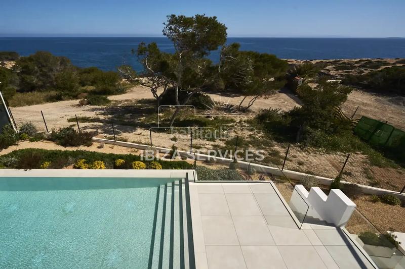 Foto 5c375273-a65a-4236-bef0-7032959c9601. Affitto chalet con piscina in Cap Martinet Santa Eulària