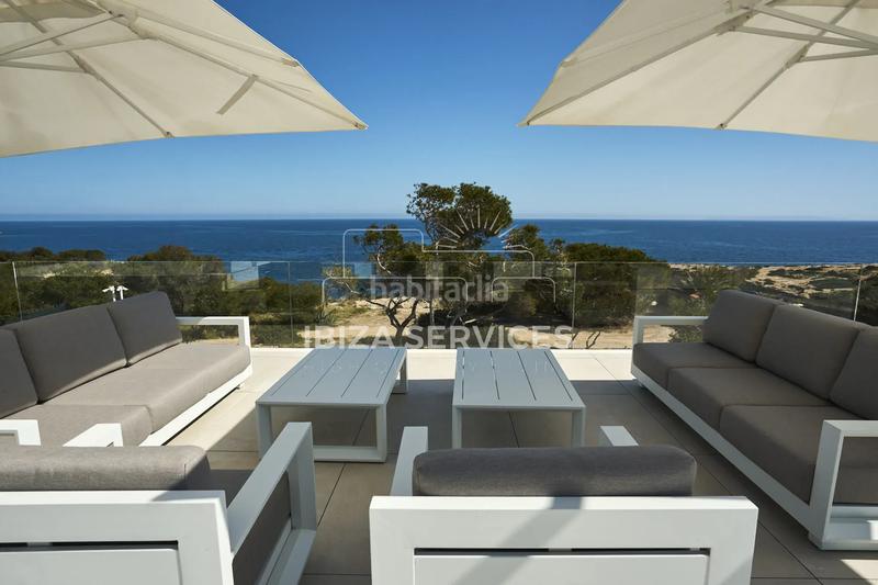 Foto e60f095c-9371-41e1-8f53-82fe00bf4818. Affitto chalet con piscina in Cap Martinet Santa Eulària