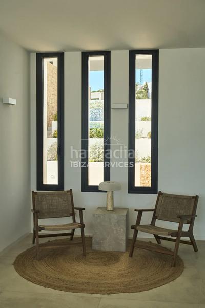 Foto 3d2bf6af-e270-4c2c-aa5a-d3eb3740b82c. Location chalet avec piscine dans Cap Martinet Santa Eulària