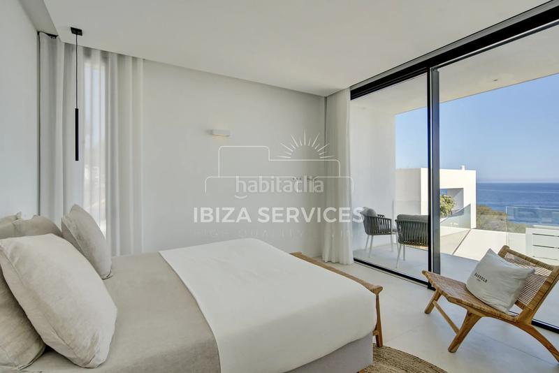 Foto 3dfcb31e-c5bf-4a33-b6bb-446a20b22548. Location chalet avec piscine dans Cap Martinet Santa Eulària