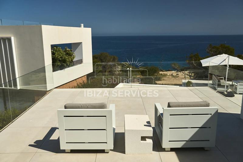 Foto 19ace2ad-837a-44f1-8637-dfbfbbd52d51. Rent chalet with pool in Cap Martinet Santa Eulària