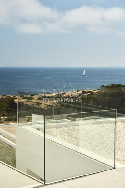 Foto 25430aee-7d59-4fe6-a304-3b0416ec007b. Rent chalet with pool in Cap Martinet Santa Eulària