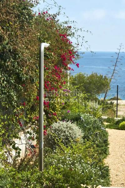 Foto 48f3592f-9a37-42ed-af6c-b7af43e63675. Rent chalet with pool in Cap Martinet Santa Eulària