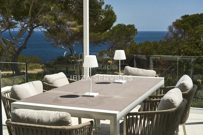 Foto 6a587511-67d6-4fca-86f5-a911fb1a0f16. Rent chalet with pool in Cap Martinet Santa Eulària