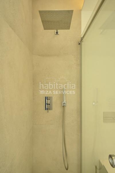 Foto 95d3d86f-c1ba-4f07-baba-1de75958c1dd. Rent chalet with pool in Cap Martinet Santa Eulària