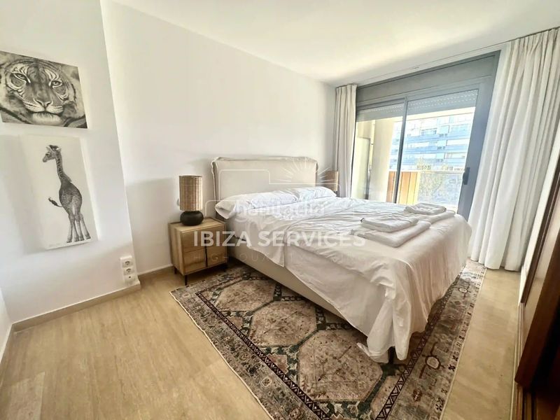 Foto 19048214-f98a-4b72-8abe-731458c5bc88. Rent flat with parking pool in Marina Botafoc-Talamanca Ibiza
