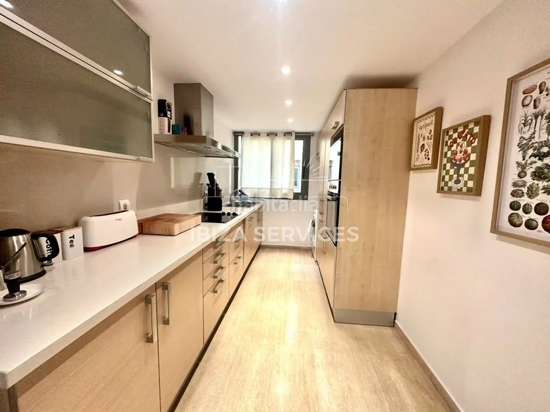 Foto 266042e6-4d7e-4840-a361-976024151c19. Rent flat with parking pool in Marina Botafoc-Talamanca Ibiza