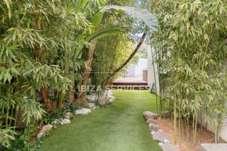 Miete Etagenwohnung in Sant Antoni de Portmany. En alquiler temporal piso de 3 habitaciones con jardín y piscina