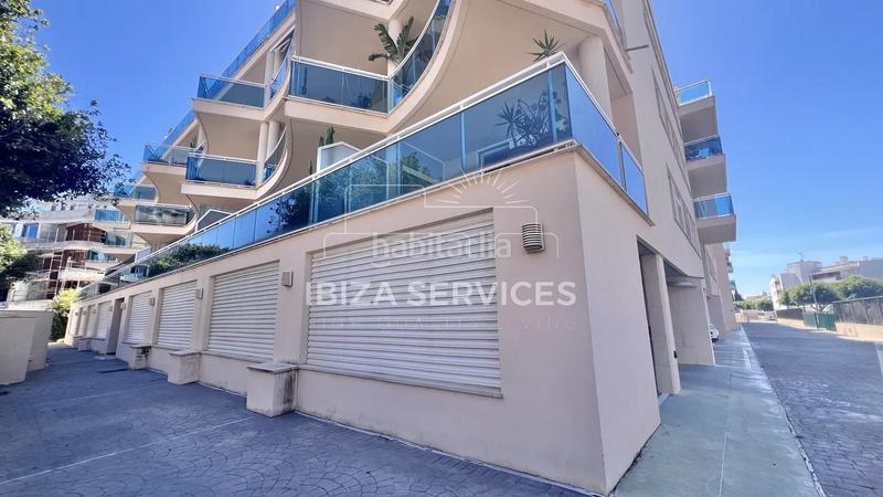 Foto 47fb6b70-4fbe-48b4-9810-5996758af818. Pis amb aparcament piscina a Ses Figueretes - Platja d'en Bossa - Cas Serres Ibiza