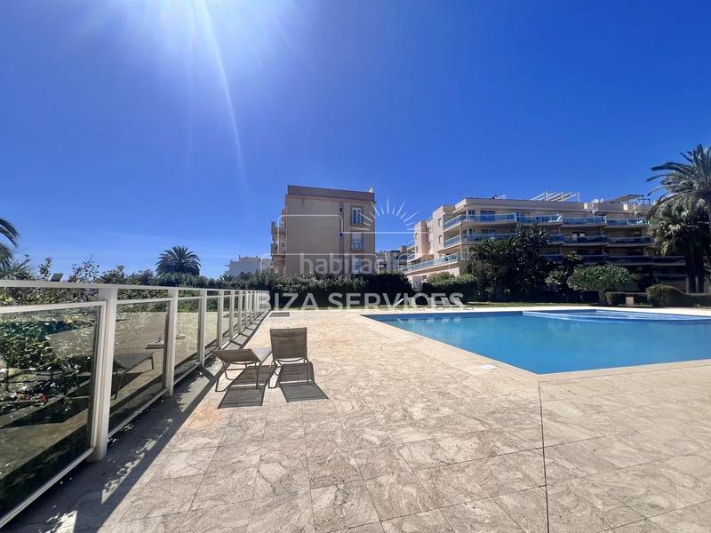 Foto 9226df97-853b-4f4a-93b5-c164844a86d1. Pis amb aparcament piscina a Ses Figueretes - Platja d'en Bossa - Cas Serres Ibiza